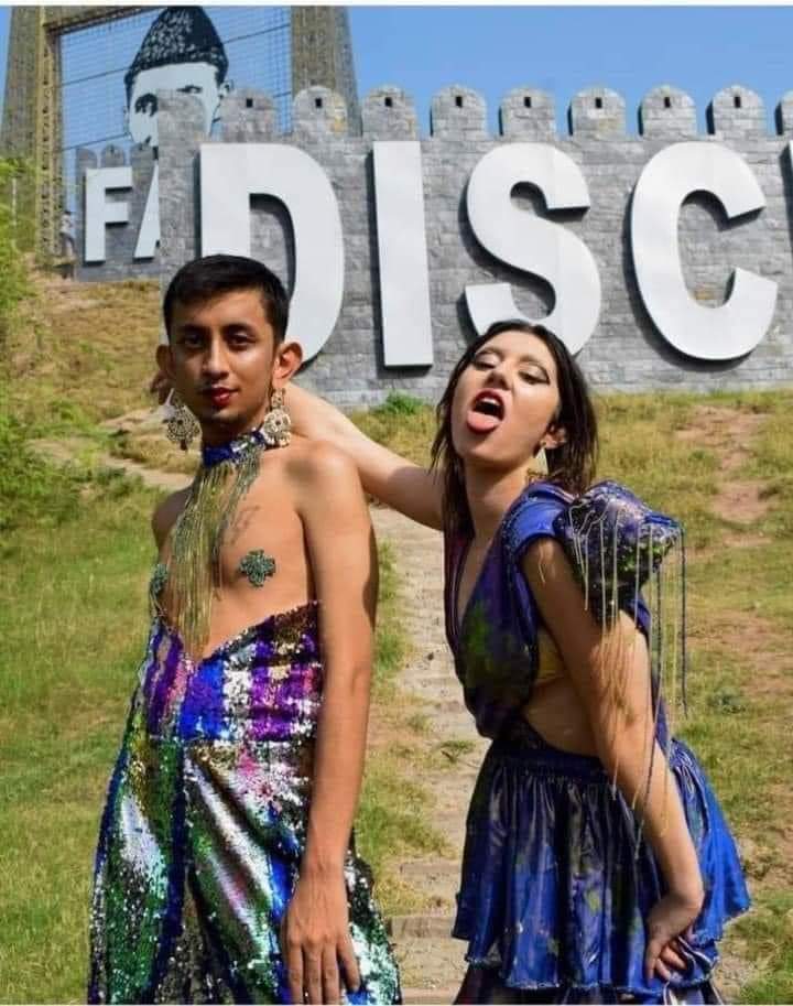 Islamabad Controversial Photo Shoot At Site of Quaid-e-Azam Memorial Sparks Islamabad Controversial Photo Shoot At Site of Quaid-e-Azam Memorial Sparks