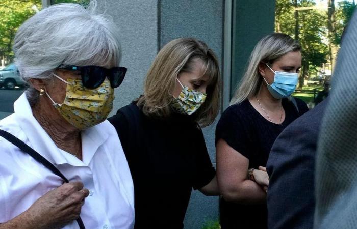 American Actress Alison Mack Sentenced to 3 Years in Prison American Actress Alison Mack Sentenced to 3 Years in Prison